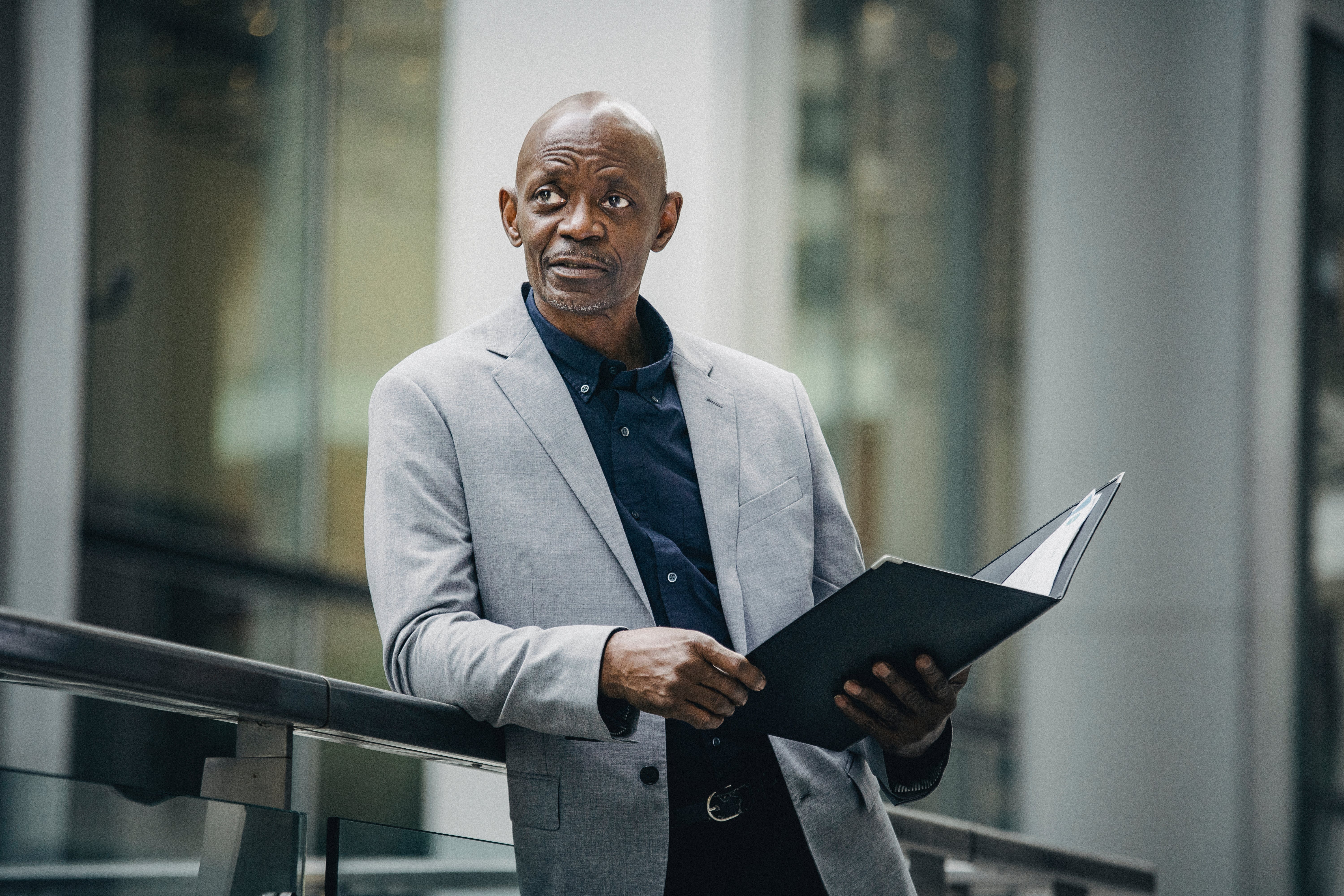 Business portrait photographer Montreal